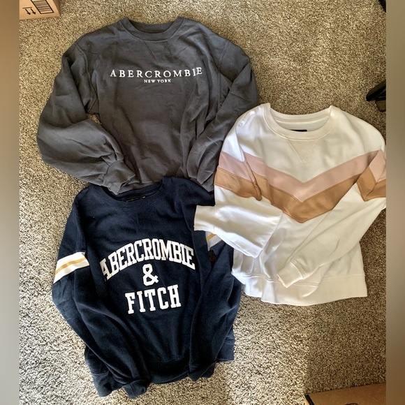 Abercrombie | XS Sweater Bundle - Picture 1 of 4